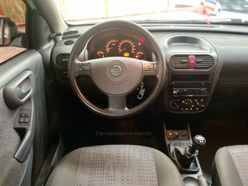 CORSA 1.4 MPFI MAXX 8V FLEX 4P MANUAL - 2012 - CAXIAS DO SUL