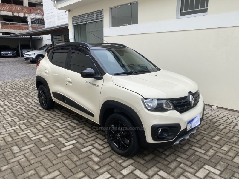 KWID 1.0 12V OUTSIDER FLEX 4P MANUAL - 2020 - CAXIAS DO SUL