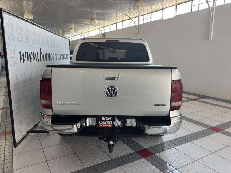 AMAROK 2.0 HIGHLINE 4X4 CD 16V TURBO INTERCOOLER DIESEL 4P AUTOMÁTICO - 2019 - PORTO ALEGRE