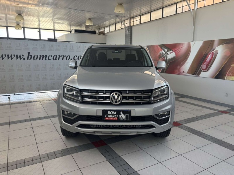 AMAROK 2.0 HIGHLINE 4X4 CD 16V TURBO INTERCOOLER DIESEL 4P AUTOMÁTICO - 2019 - PORTO ALEGRE