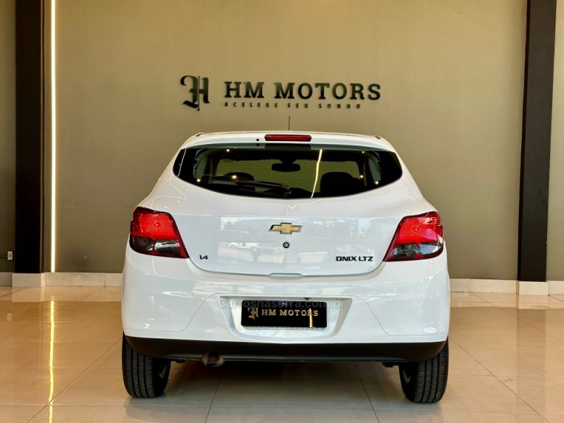 ONIX 1.4 MPFI LTZ 8V FLEX 4P MANUAL - 2014 - CAXIAS DO SUL