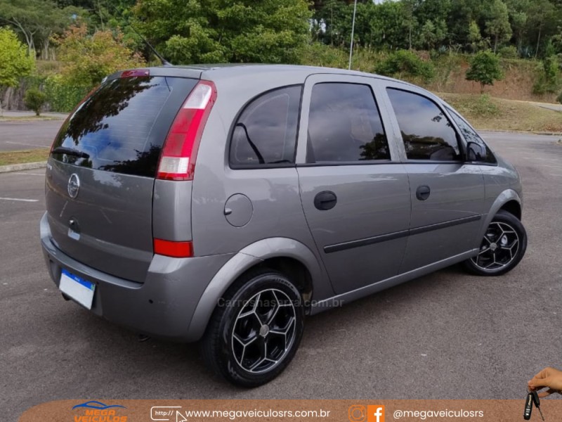 MERIVA 1.8 MPFI 8V GASOLINA 4P MANUAL - 2004 - BENTO GONçALVES