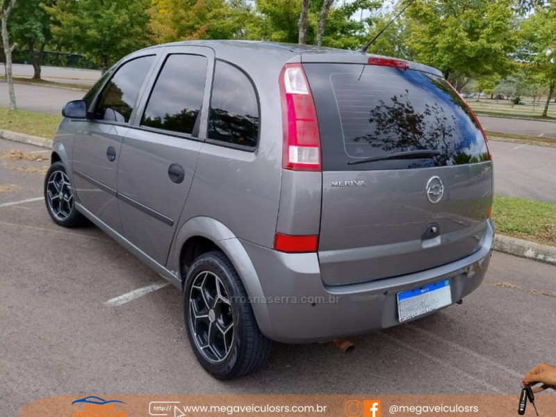 MERIVA 1.8 MPFI 8V GASOLINA 4P MANUAL - 2004 - BENTO GONçALVES