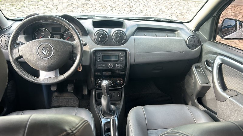 DUSTER 1.6 DYNAMIQUE 4X2 16V FLEX 4P MANUAL - 2013 - FARROUPILHA