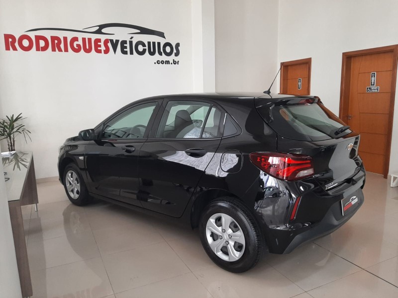 ONIX 1.0 LT 12V FLEX 4P MANUAL - 2022 - CAXIAS DO SUL