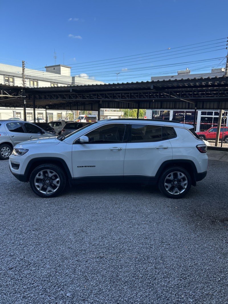 COMPASS 2.0 16V DIESEL LONGITUDE 4X4 AUTOMÁTICO - 2019 - CARAZINHO