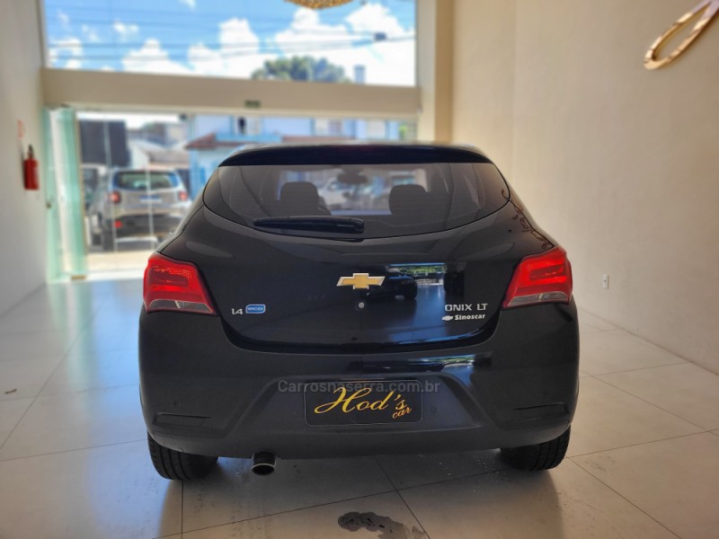 ONIX 1.0 LT 12V FLEX 4P MANUAL - 2019 - CANELA