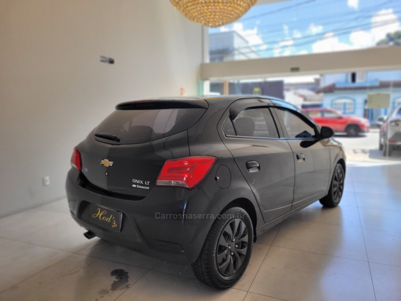 ONIX 1.0 LT 12V FLEX 4P MANUAL - 2019 - CANELA