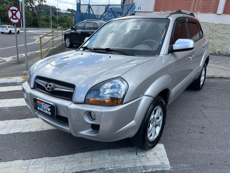 TUCSON 2.0 MPFI GLS 16V 143CV 2WD FLEX 4P AUTOMÁTICO - 2010 - CAXIAS DO SUL