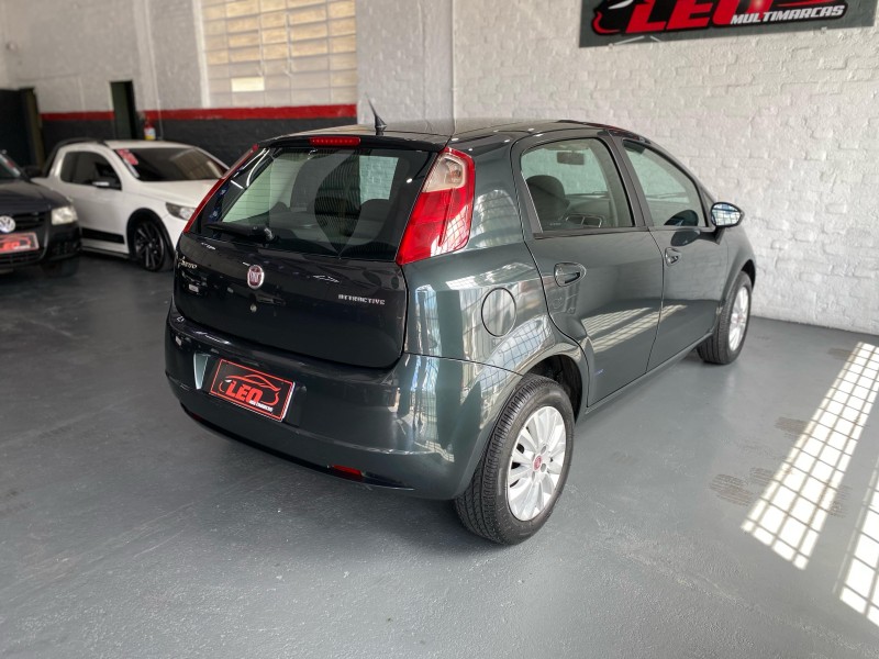 PUNTO 1.4 ATTRACTIVE 8V FLEX 4P MANUAL - 2011 - CAXIAS DO SUL