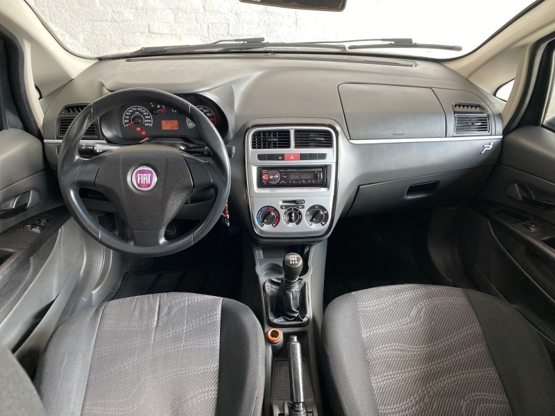 PUNTO 1.4 ATTRACTIVE 8V FLEX 4P MANUAL - 2011 - CAXIAS DO SUL