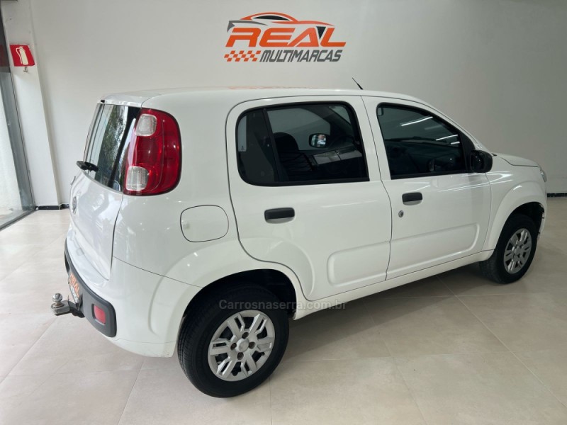 UNO 1.0 EVO VIVACE 8V FLEX 4P MANUAL - 2014 - CAXIAS DO SUL