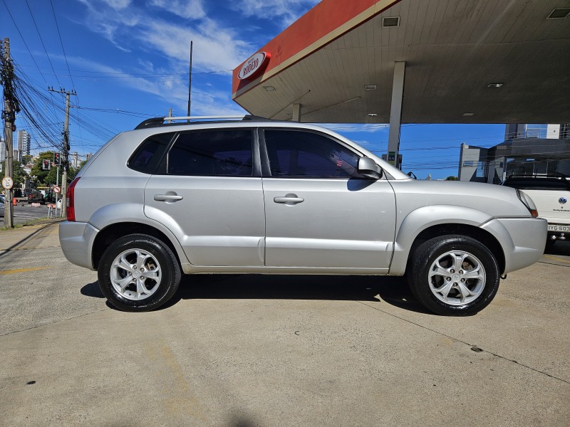 TUCSON 2.0 MPFI GLS 16V 143CV 2WD FLEX 4P AUTOMÁTICO - 2017 - CAXIAS DO SUL