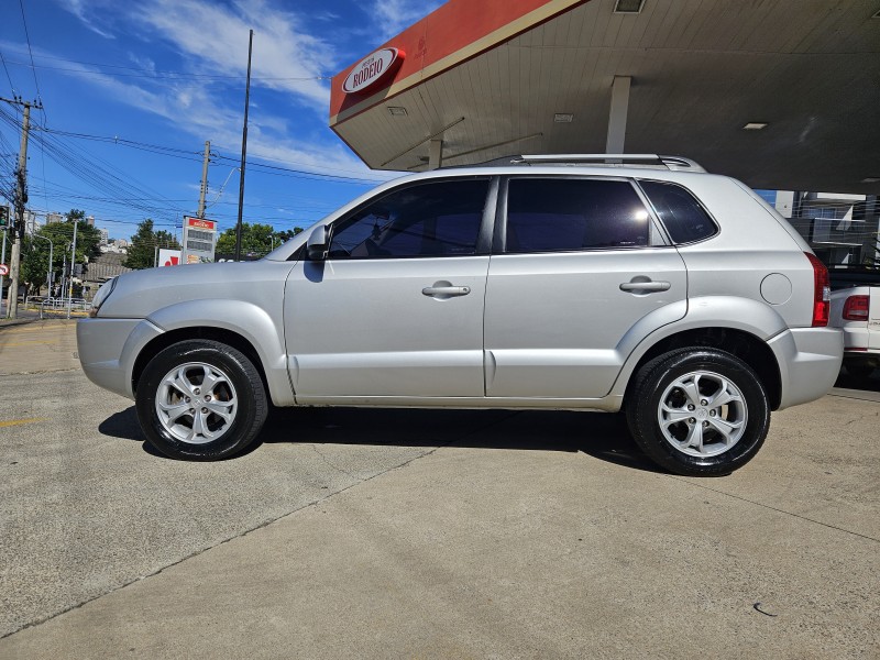 TUCSON 2.0 MPFI GLS 16V 143CV 2WD FLEX 4P AUTOMÁTICO - 2017 - CAXIAS DO SUL