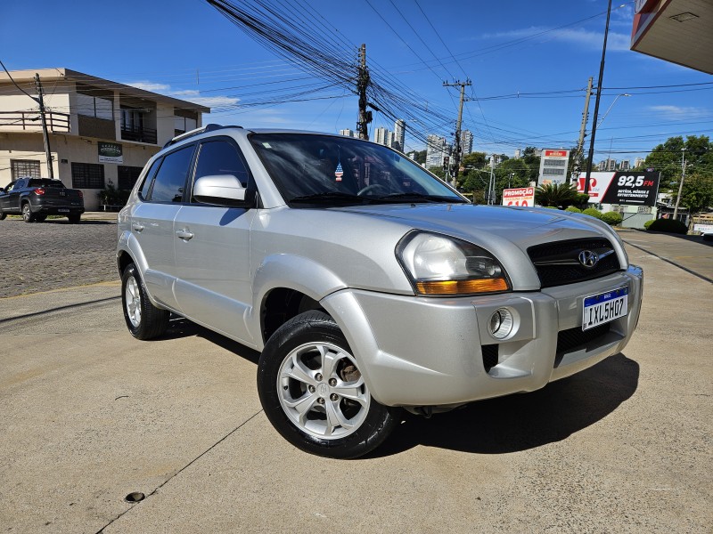 TUCSON 2.0 MPFI GLS 16V 143CV 2WD FLEX 4P AUTOMÁTICO - 2017 - CAXIAS DO SUL