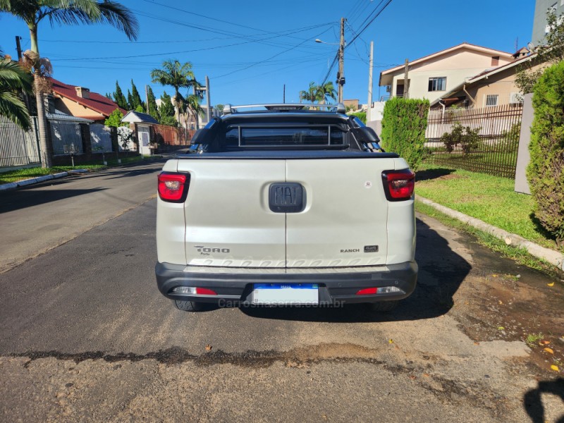 TORO 2.0 16V TURBO DIESEL RANCH AT 4X4 AUTOMÁTICO - 2023 - MONTENEGRO