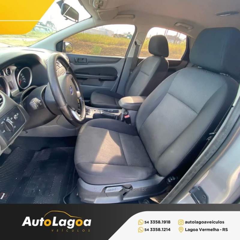 FOCUS 1.6 GLX 8V FLEX 4P MANUAL - 2011 - LAGOA VERMELHA