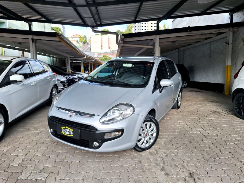 PUNTO 1.4 ATTRACTIVE 8V FLEX 4P MANUAL - 2013 - CAXIAS DO SUL