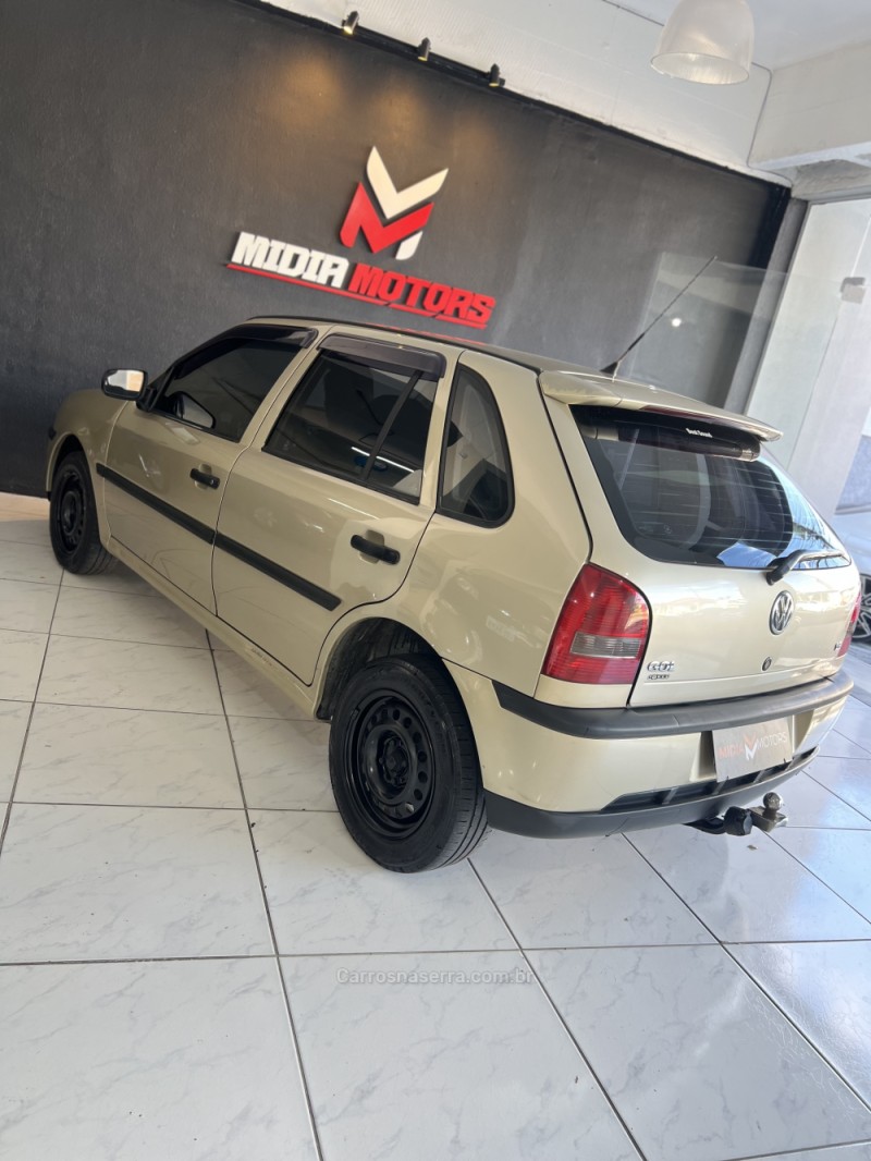 GOL 1.6 MI 8V GASOLINA 4P MANUAL G.III - 2003 - CAXIAS DO SUL