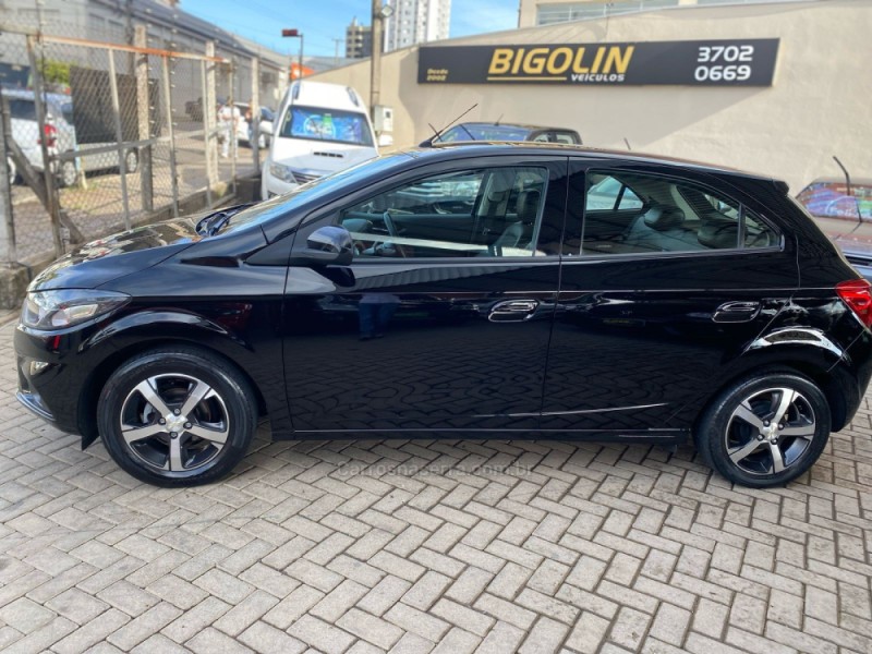 ONIX 1.4 MPFI LTZ 8V FLEX 4P MANUAL - 2018 - BENTO GONçALVES