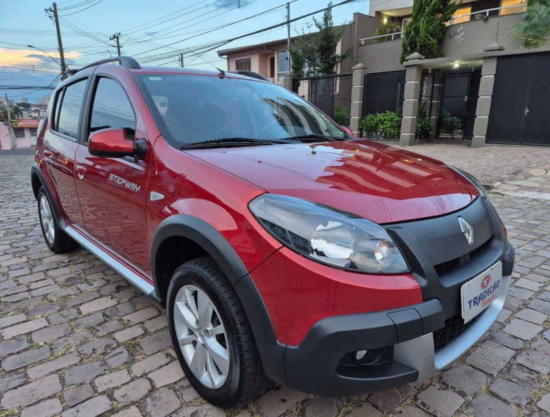 SANDERO 1.6 STEPWAY 8V FLEX 4P MANUAL - 2014 - CAXIAS DO SUL