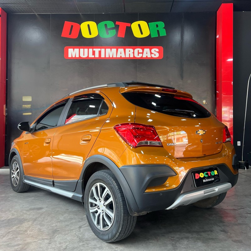 ONIX 1.4 MPFI ACTIV 8V FLEX 4P MANUAL - 2017 - SãO LEOPOLDO