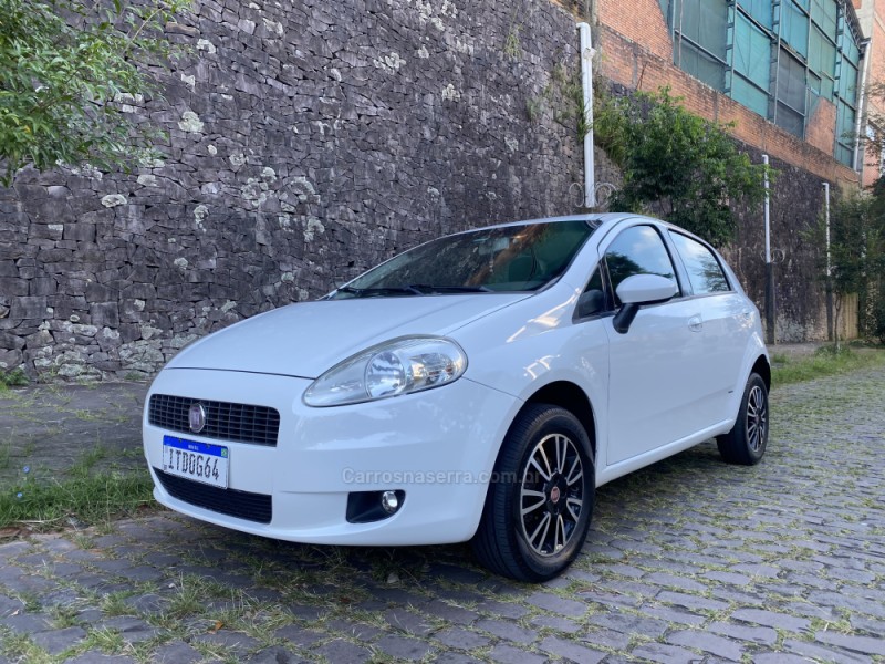 PUNTO 1.4 ATTRACTIVE 8V FLEX 4P MANUAL - 2012 - CAXIAS DO SUL