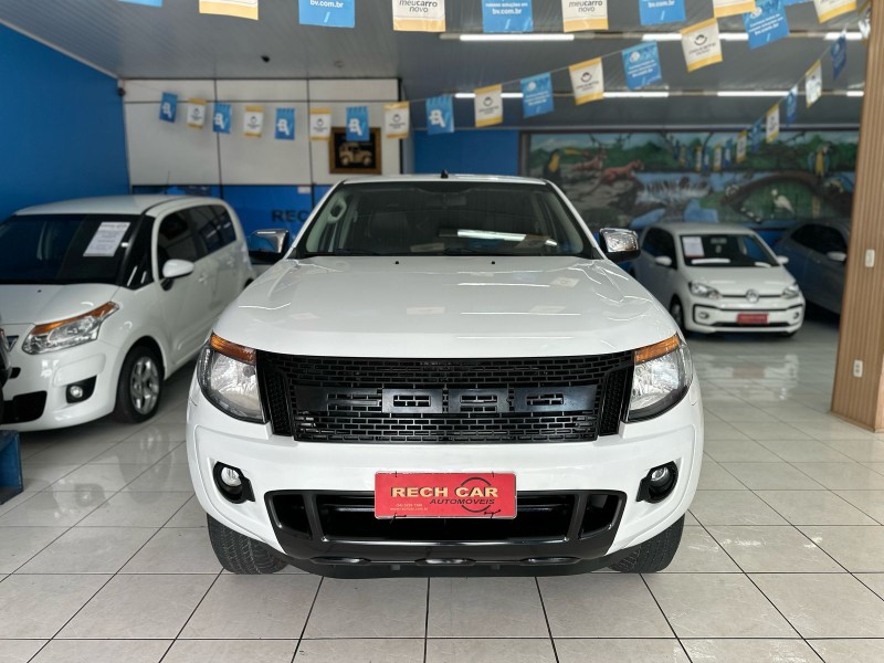 RANGER 3.2 XLT 4X4 CD 20V DIESEL 4P AUTOMÁTICO - 2014 - CAXIAS DO SUL