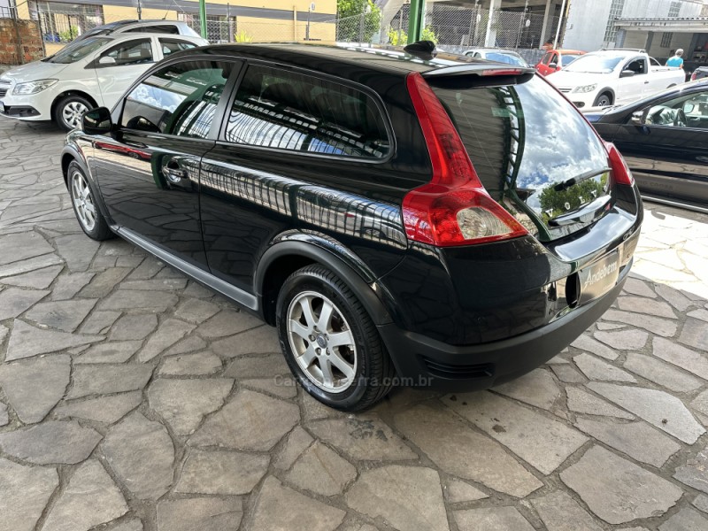 C30 2.0 GASOLINA 2P MANUAL - 2010 - CAXIAS DO SUL