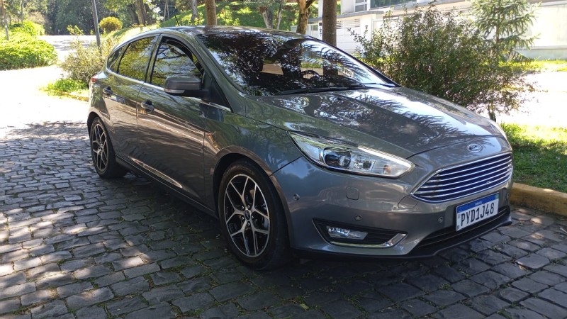 FOCUS 2.0 TITANIUM PLUS FASTBACK 16V FLEX 4P AUTOMÁTICO - 2016 - FARROUPILHA