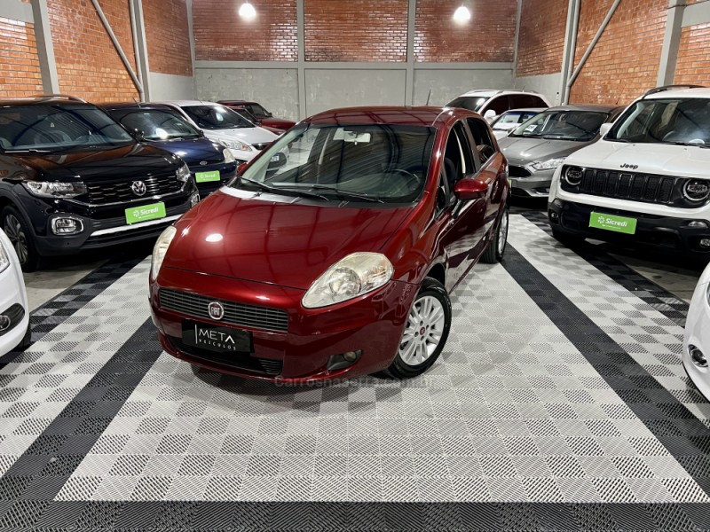 PUNTO 1.4 ATTRACTIVE 8V FLEX 4P MANUAL