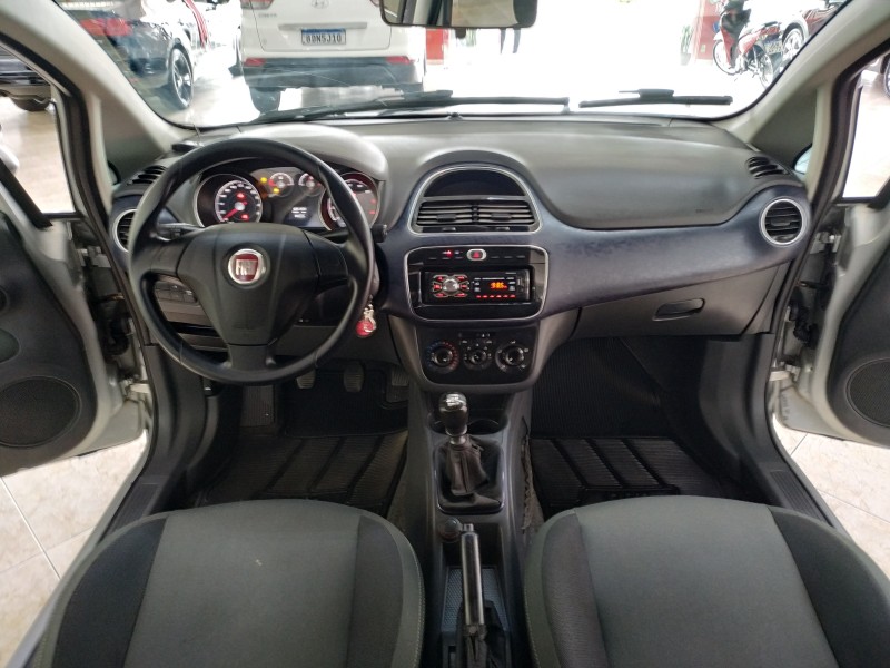 PUNTO 1.4 ATTRACTIVE 8V FLEX 4P MANUAL - 2015 - CAXIAS DO SUL