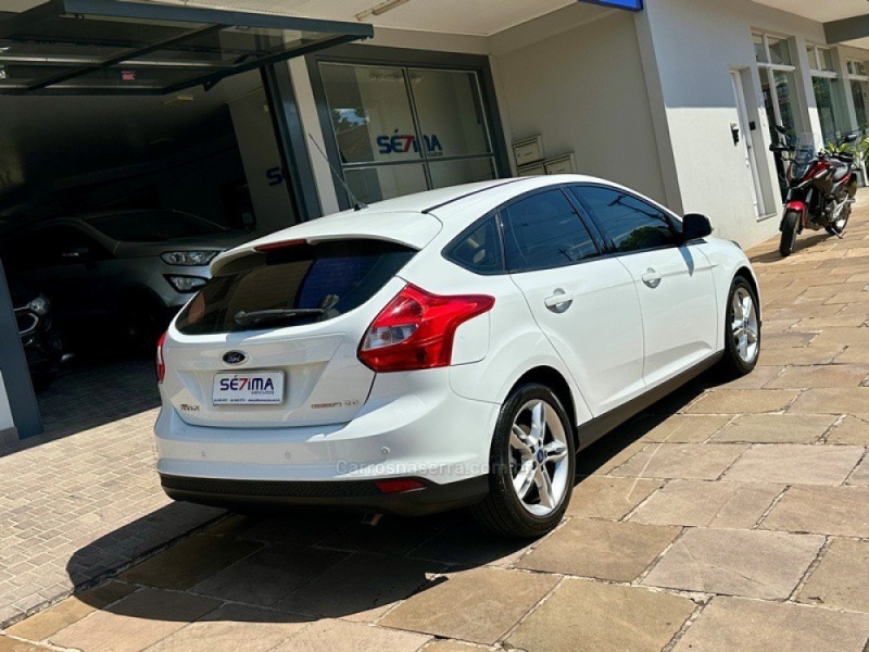 FOCUS 2.0 SE HATCH 16V FLEX 4P AUTO - 2015 - GUAPORé