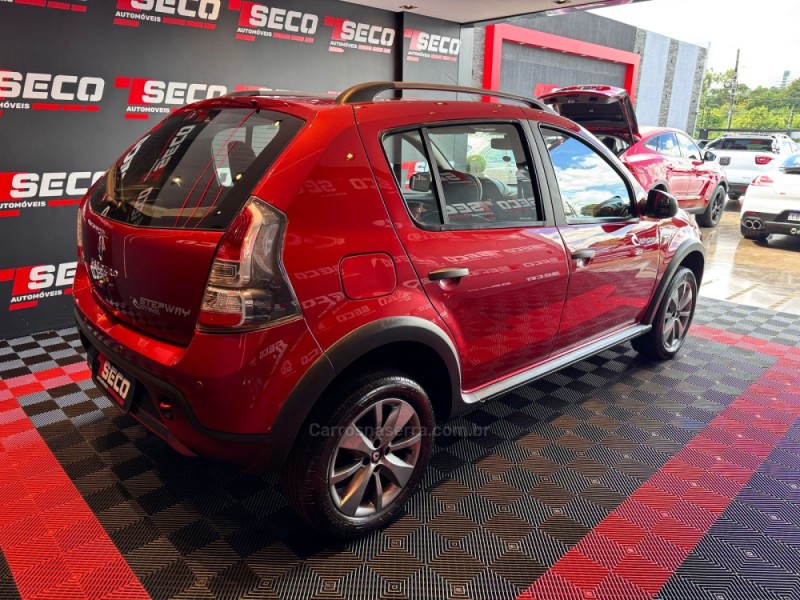 SANDERO 1.6 STEPWAY RIP CURL 8V FLEX 4P MANUAL - 2013 - PASSO FUNDO