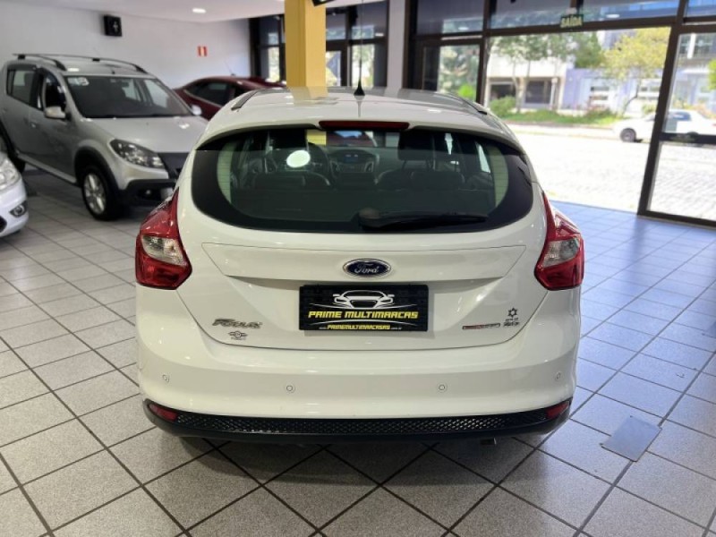 FOCUS 2.0 SE HATCH 16V FLEX 4P AUTO - 2015 - CAXIAS DO SUL