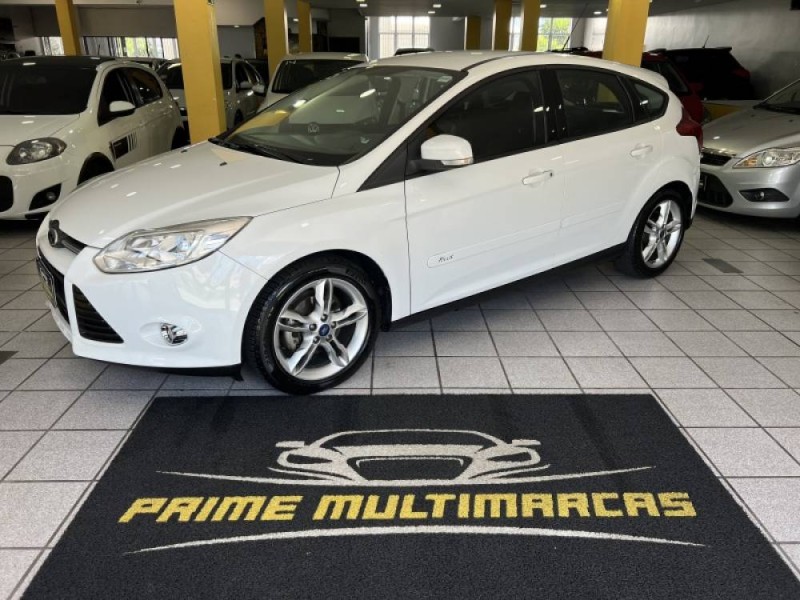 FOCUS 2.0 SE HATCH 16V FLEX 4P AUTO - 2015 - CAXIAS DO SUL