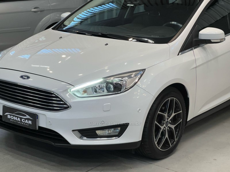 FOCUS 2.0 TITANIUM PLUS HATCH 16V FLEX 4P AUTO - 2016 - CAXIAS DO SUL