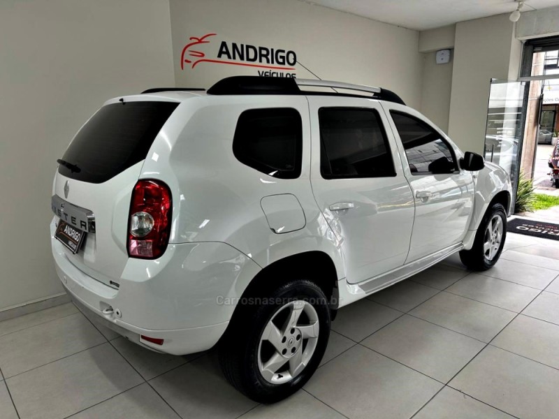 DUSTER 1.6 DYNAMIQUE 4X2 16V FLEX 4P MANUAL - 2013 - CAXIAS DO SUL