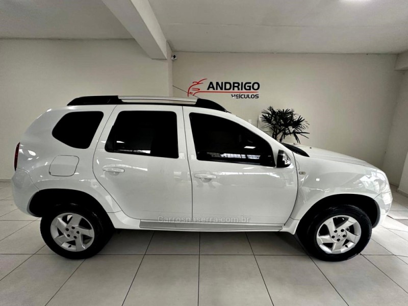 DUSTER 1.6 DYNAMIQUE 4X2 16V FLEX 4P MANUAL - 2013 - CAXIAS DO SUL