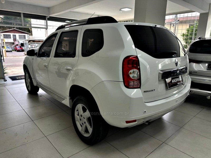 DUSTER 1.6 DYNAMIQUE 4X2 16V FLEX 4P MANUAL - 2013 - CAXIAS DO SUL