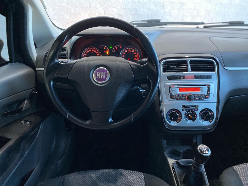 PUNTO 1.4 ATTRACTIVE 8V FLEX 4P MANUAL - 2011 - CAXIAS DO SUL