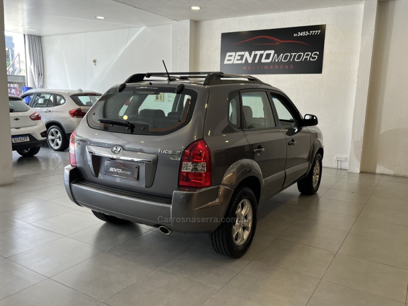 TUCSON 2.0 MPFI GLS 16V 143CV 2WD GASOLINA 4P AUTOMÁTICO - 2016 - BENTO GONçALVES