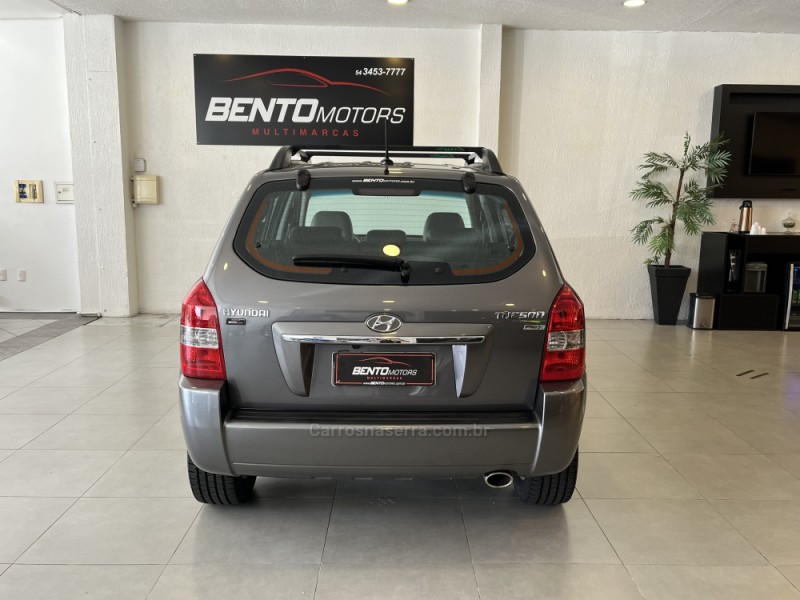 TUCSON 2.0 MPFI GLS 16V 143CV 2WD GASOLINA 4P AUTOMÁTICO - 2016 - BENTO GONçALVES