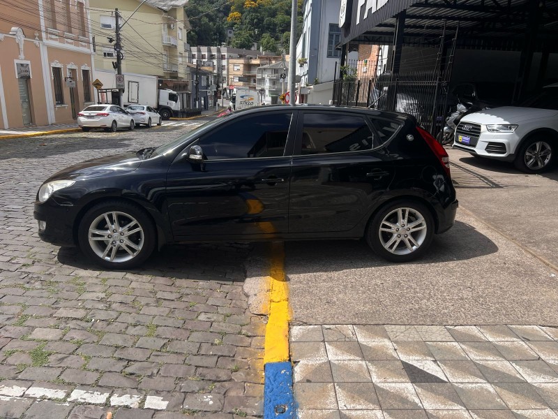 I30 2.0 MPI 16V GASOLINA 4P MANUAL