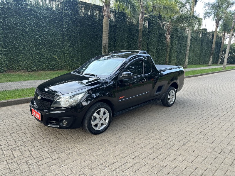 MONTANA 1.4 MPFI SPORT CS 8V FLEX 2P MANUAL