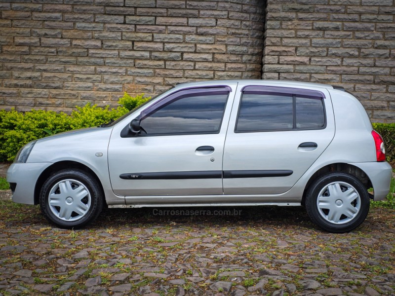 CLIO 1.0 CAMPUS 16V FLEX 4P MANUAL - 2009 - CAMPO BOM