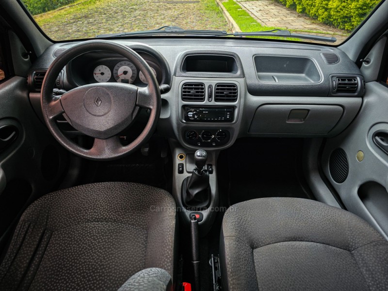 CLIO 1.0 CAMPUS 16V FLEX 4P MANUAL - 2009 - CAMPO BOM