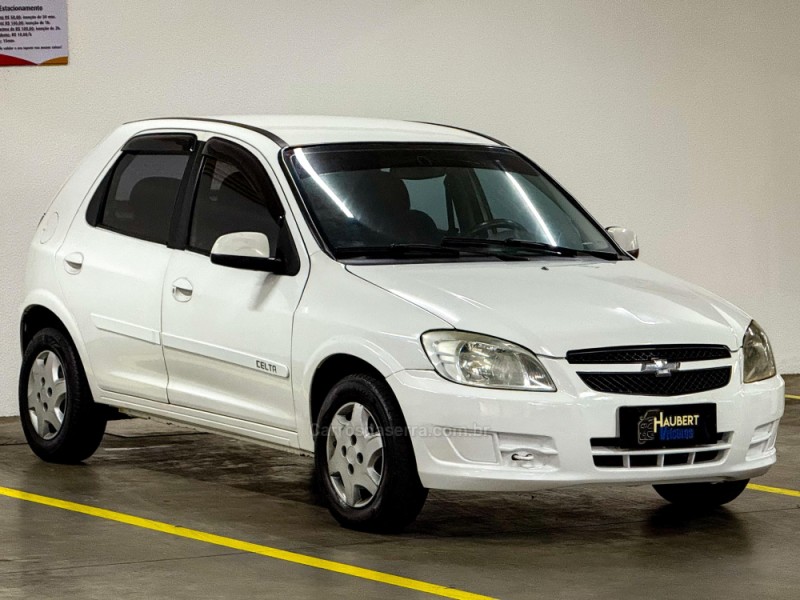 CELTA 1.0 MPFI LT 8V FLEX 4P MANUAL