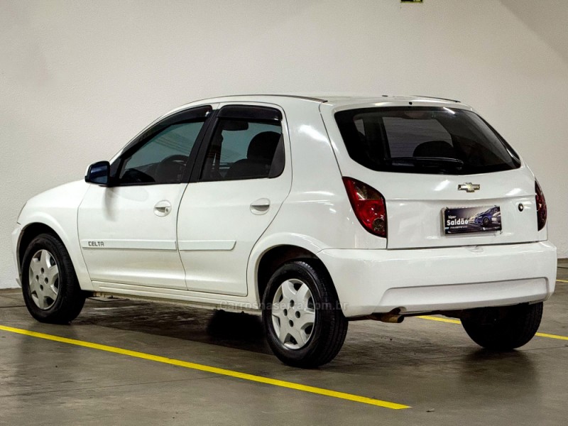 CELTA 1.0 MPFI LT 8V FLEX 4P MANUAL - 2013 - CAMPO BOM