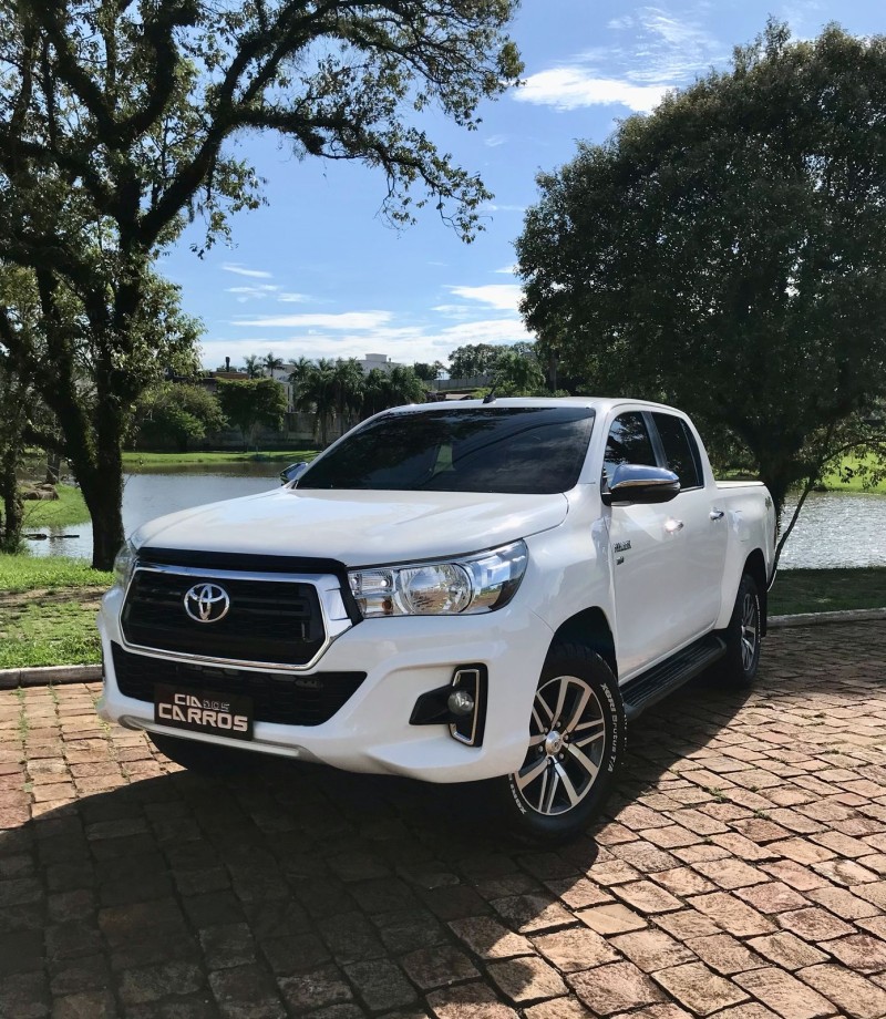 HILUX 2.7 SRV 4X4 CD 16V FLEX 4P AUTOMÁTICO